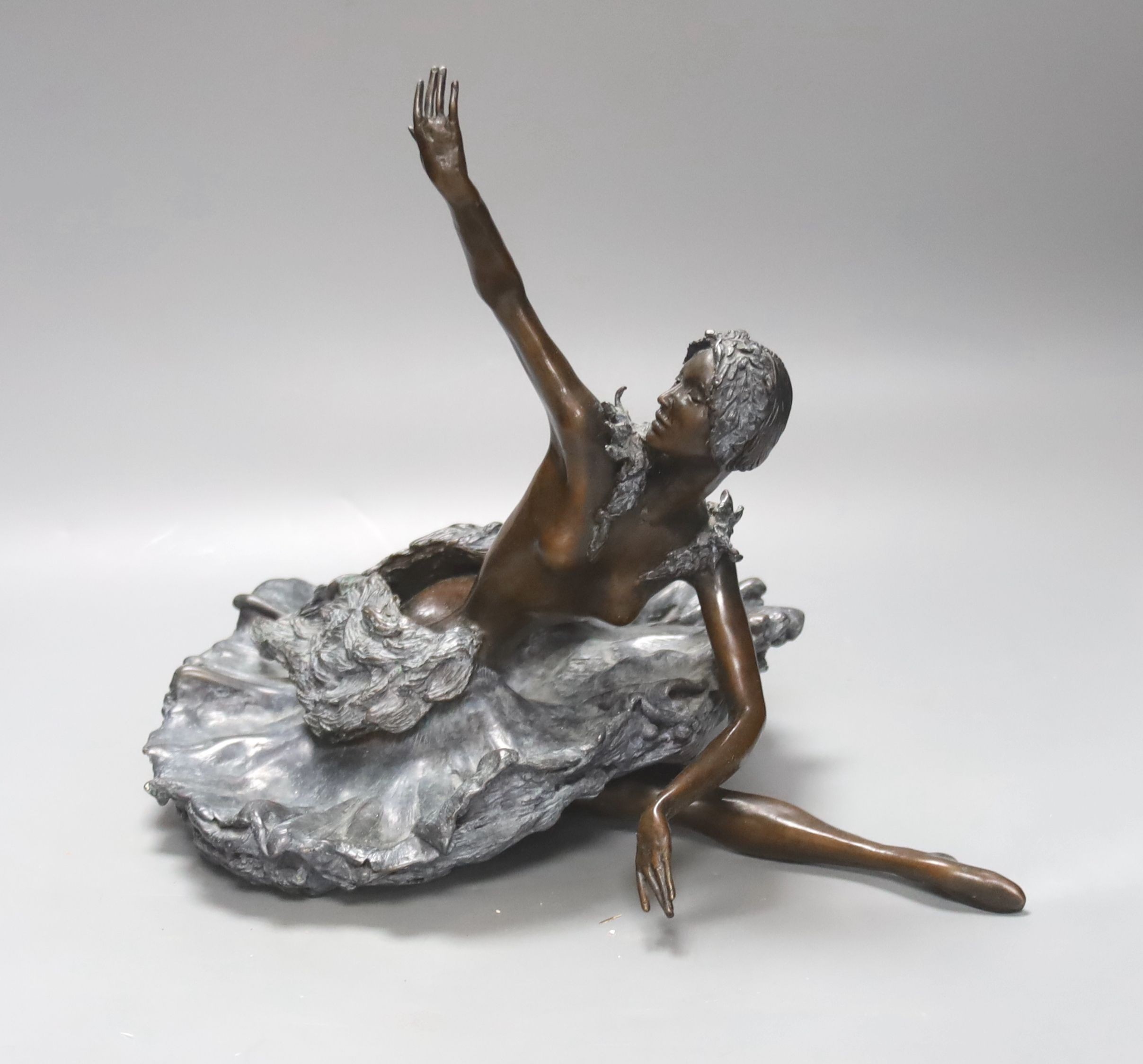 Tom Merrifield, a bronze of a ballet dancer, 28cm tall